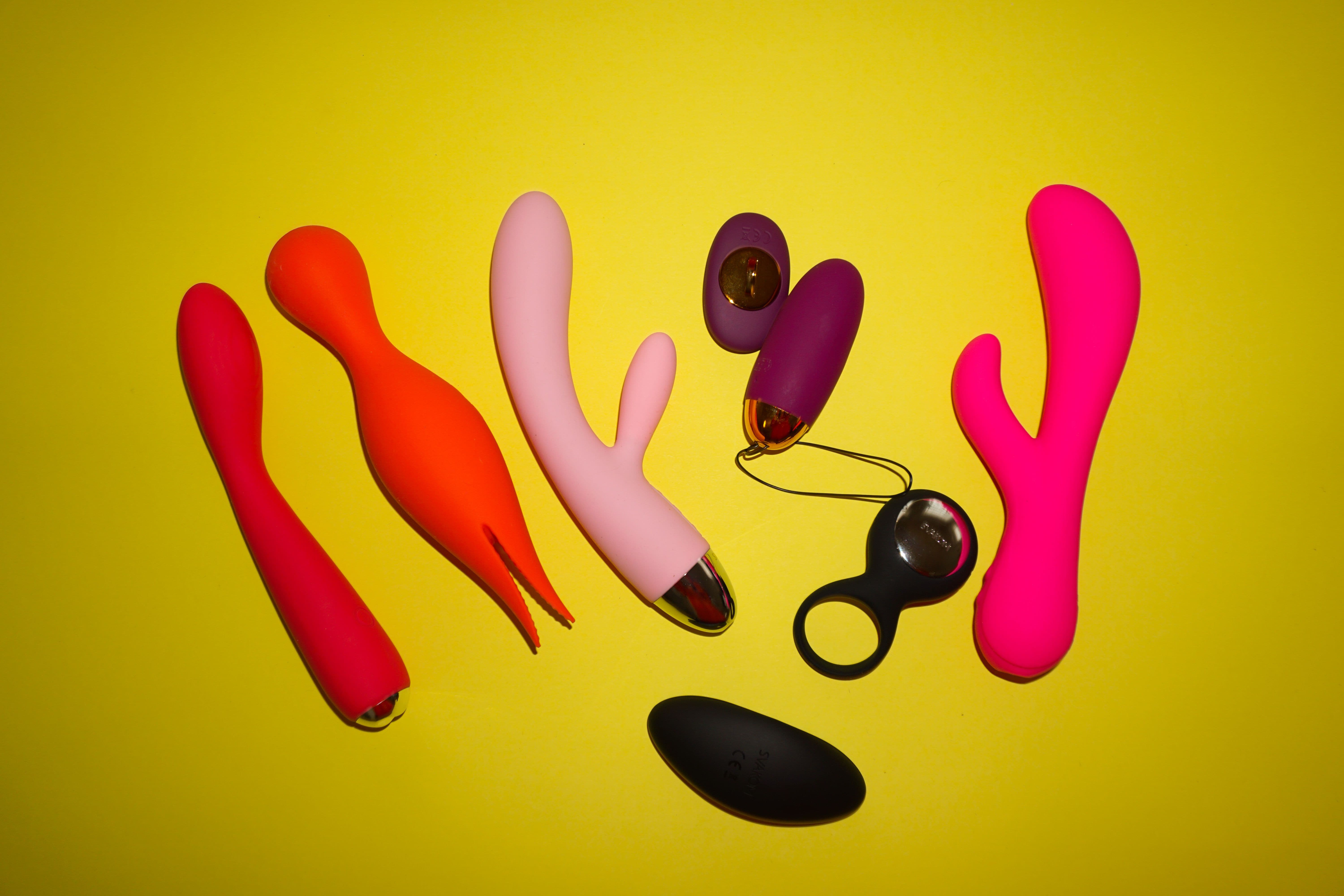 How to Choose Your First Vibrator: A No-Pressure Beginner's Guide